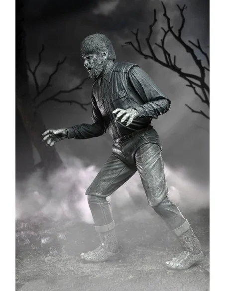 Universal Monsters Ultimate The Wolf Man Black & White 18 cm - 16 - 