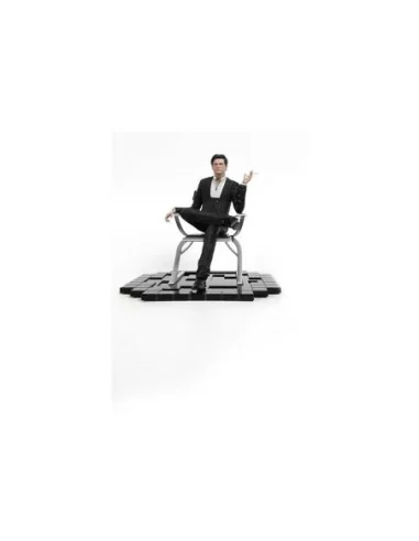 Mass Effect PVC Statue Illusive Man 20 cm