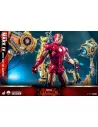 Iron Man Mark IV with Suit-Up Gantry 49 cm Quarter Scale  Hot Toys