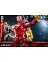 Iron Man Mark IV with Suit-Up Gantry 49 cm Quarter Scale  Hot Toys