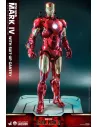 Iron Man Mark IV with Suit-Up Gantry 49 cm Quarter Scale  Hot Toys