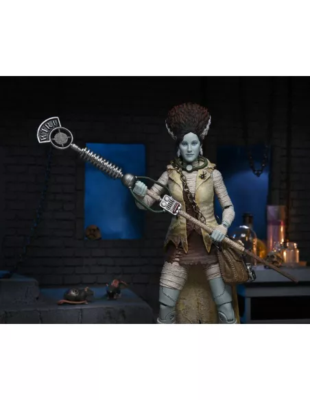 Universal Monsters Ninja Turtles April as The Bride 18 cm