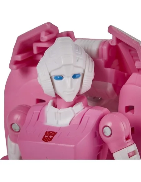 Transformers WFC-K17 Arcee Generations War for Cybertron Kingdom Deluxe 14cm