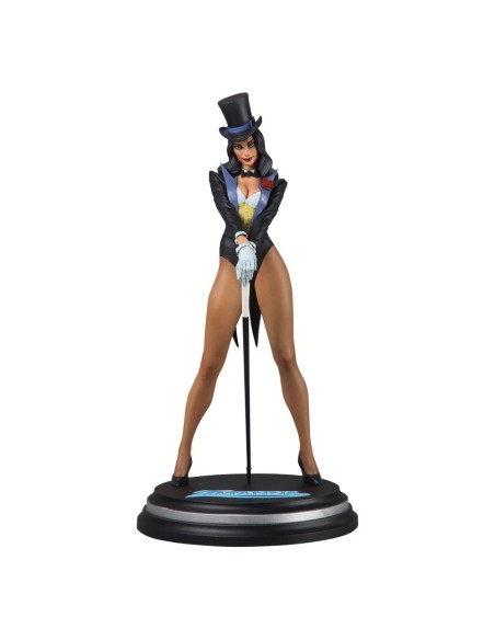 DC Direct DC Cover Girls Resin Statue Zatanna by J. Scott Campbell 23 cm  DC Direct