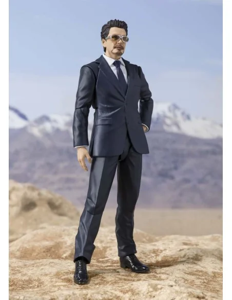 S.H. Figuarts Iron Man 4 Tony Stark Birth of Iron Man Edition